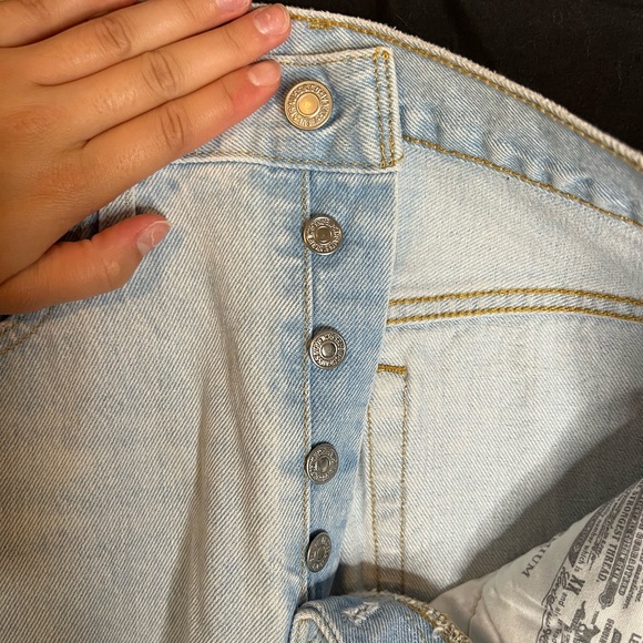 BRAND NEW LEVIS 501 high rise skinny 29x30 - Picture 3 of 7